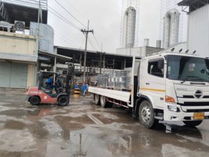 รถหกล้อรับจ้างทั่วไป.com รถหกล้อรับจ้าง รถบรรทุกรับจ้าง 18 u3 IMG 0589