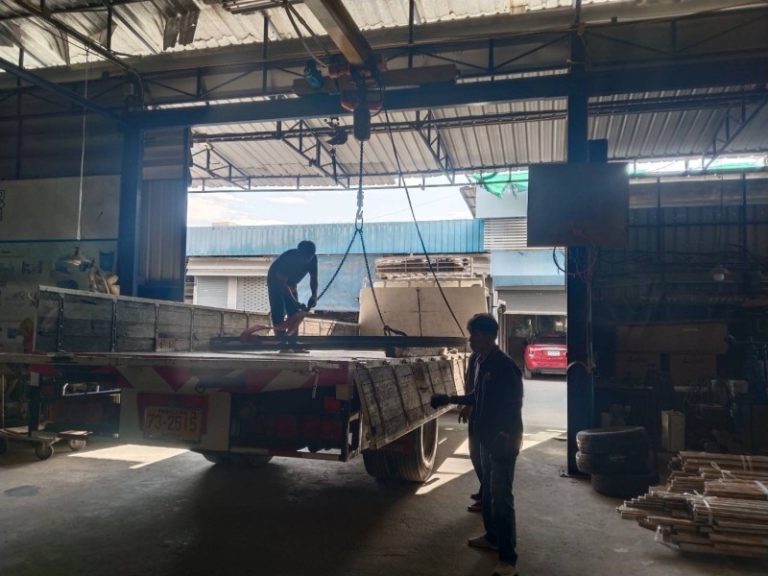 รถหกล้อรับจ้างทั่วไป.com รถหกล้อรับจ้าง รถบรรทุกรับจ้าง 13 u3 IMG 1956